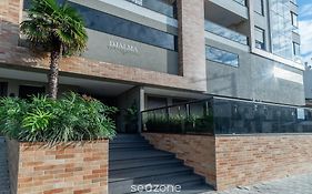 DRL - Apartamentos a 300m da Praia de Bombinhas
